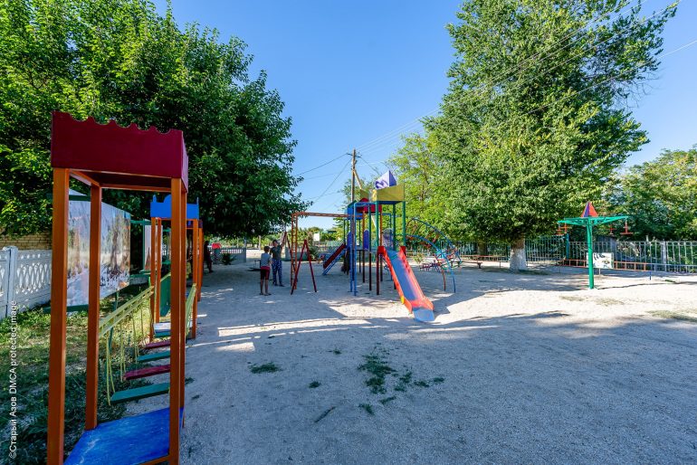 Муниципальная детская площадка в Стрелковом