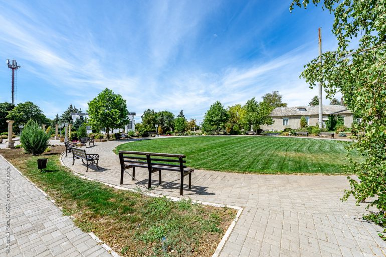 Урзуфский центральный парк