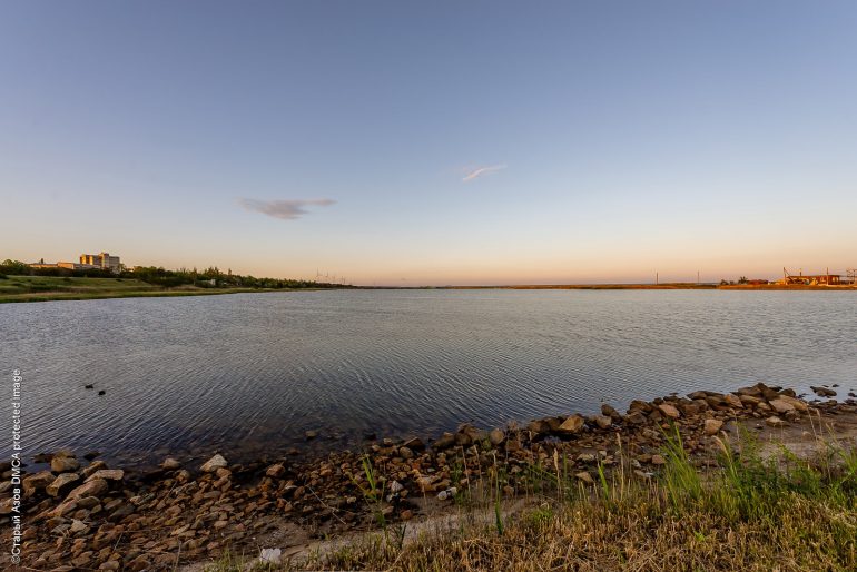 Лиман с лечебными грязями в Приморске