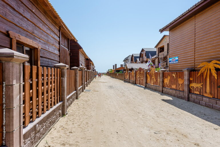 Комплекс «Grand Cottage» в Кирилловке на косе Пересыпь