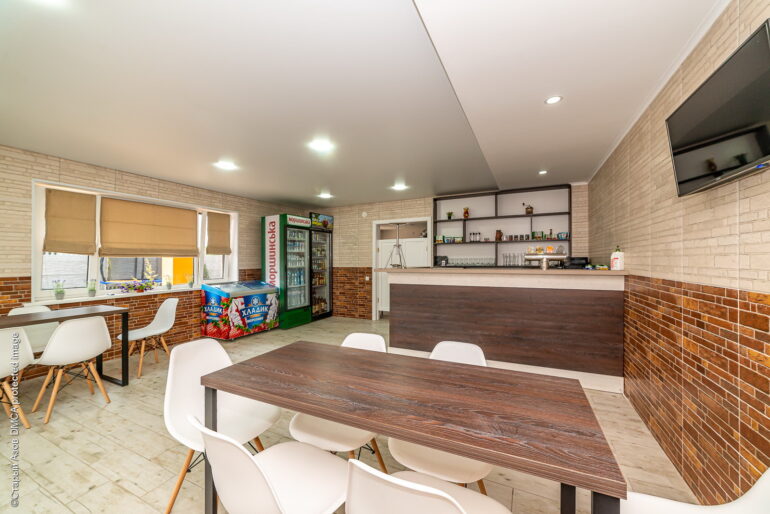 Кафе на базе отдыха в Степановке Первой